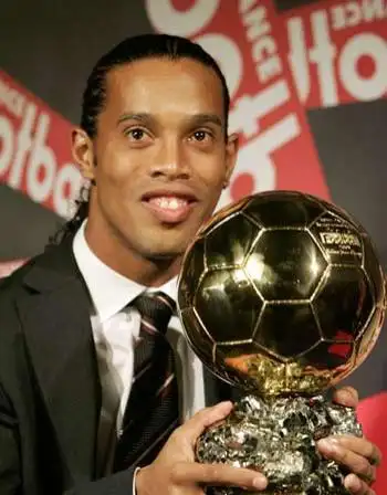 他的表现不 他的表现不