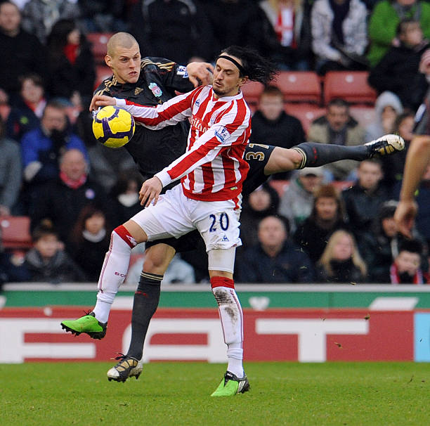 轻球员寻求 轻球员寻求