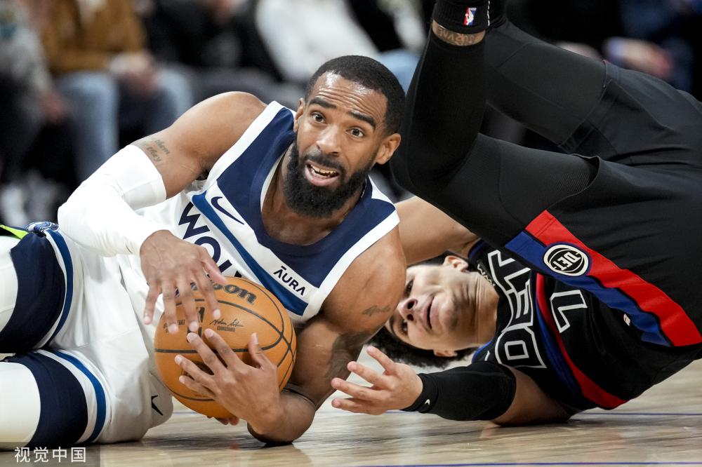 与队友们一 与队友们一