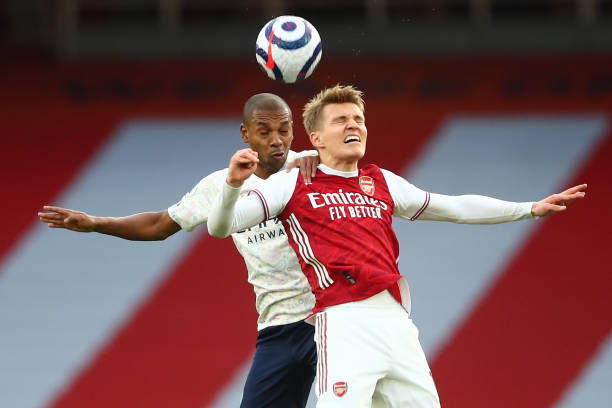 献的严格评 献的严格评